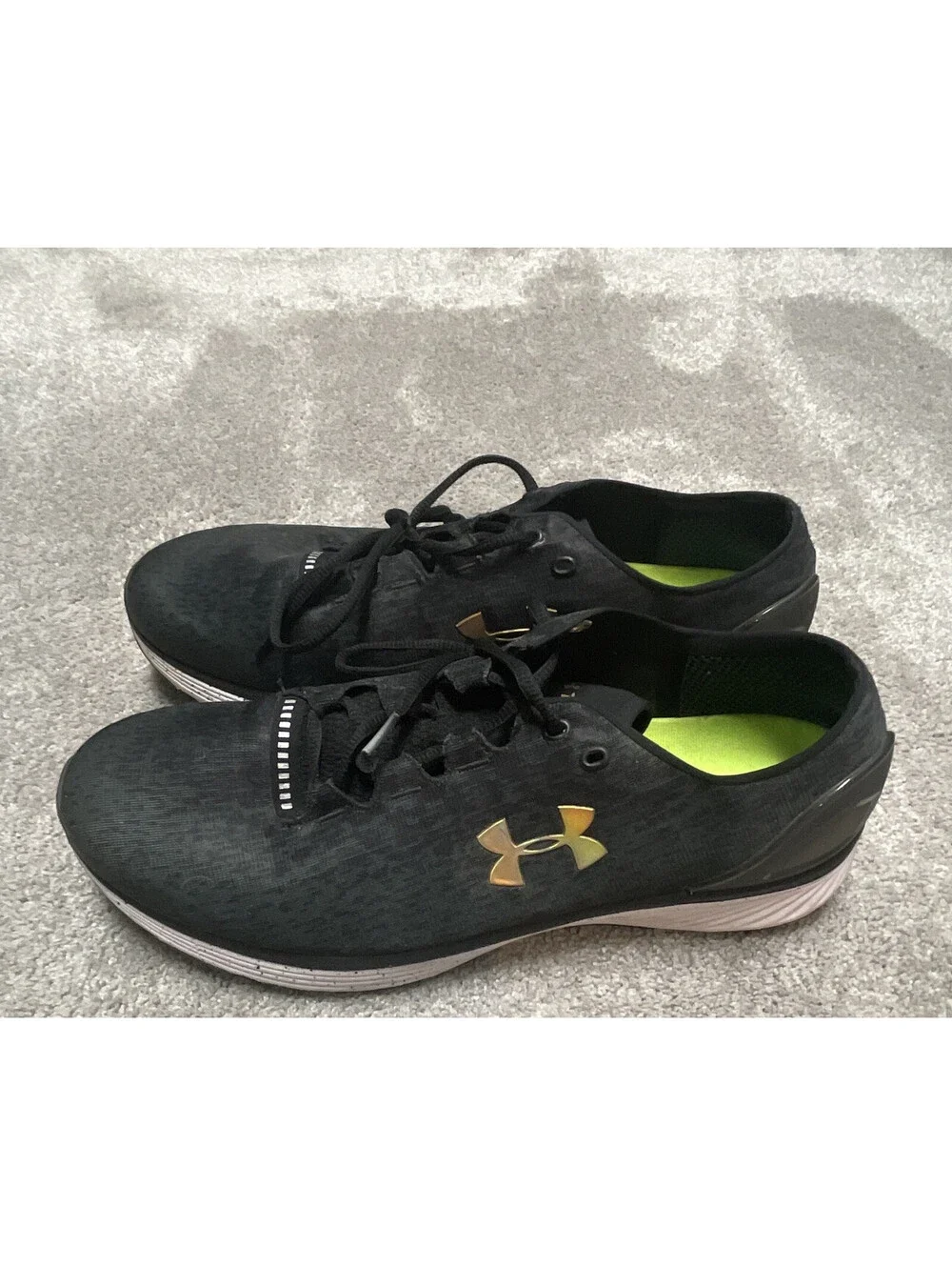 Under Armour Men’s Low Top Lace-Up Athletic Sneakers Black/Gold
